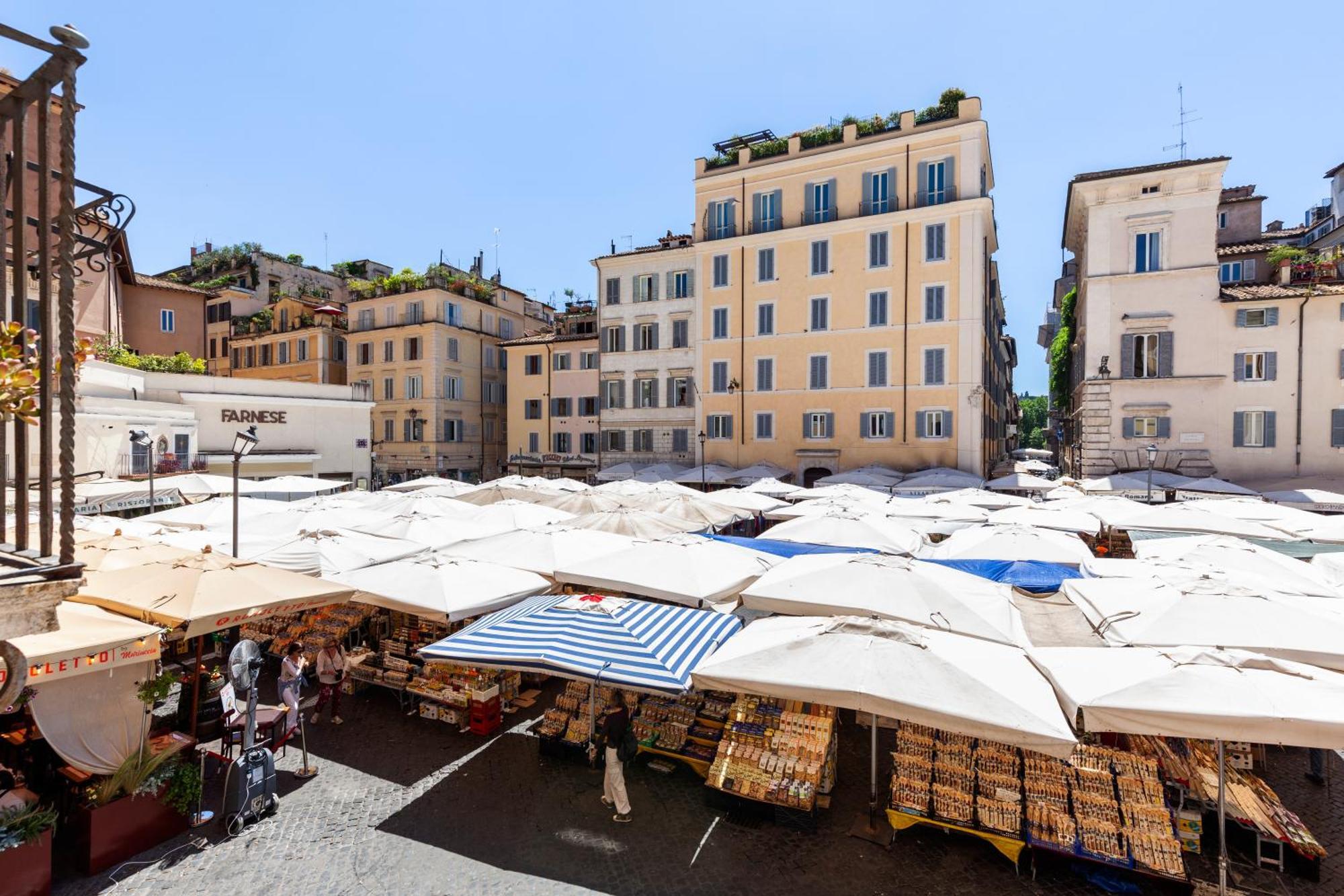Appartamento Campo Dei Fiori Elite Luxury For 10 Guests Roma Esterno foto